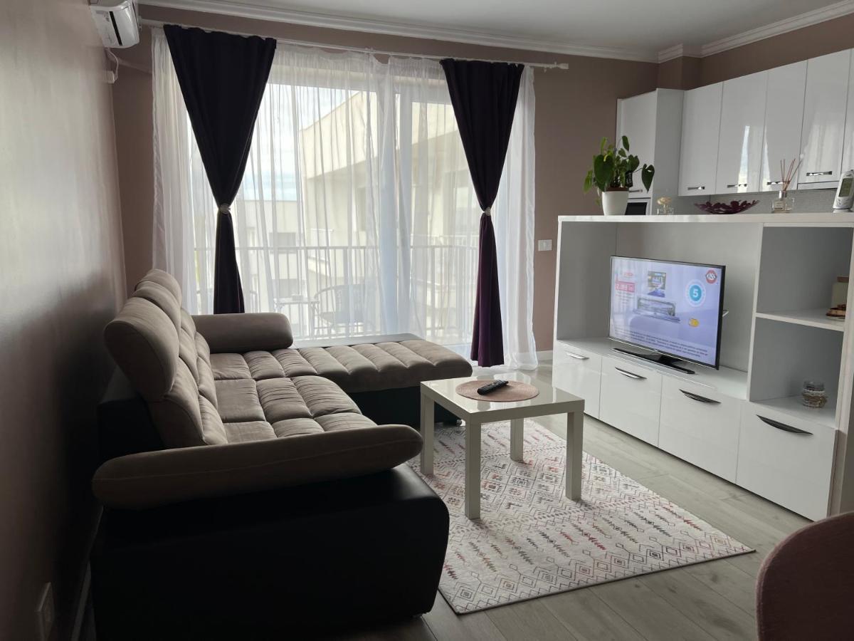 Emma'S Place Oradea Luaran gambar